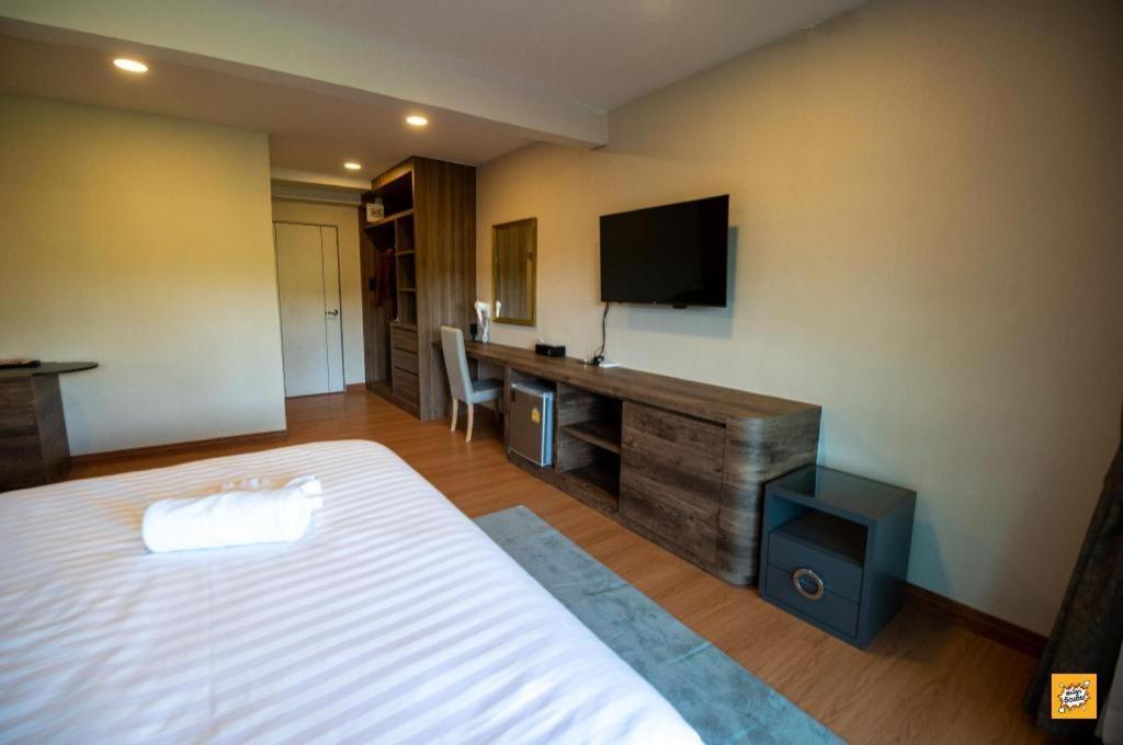 Route12 Otel Khao Kho Dış mekan fotoğraf